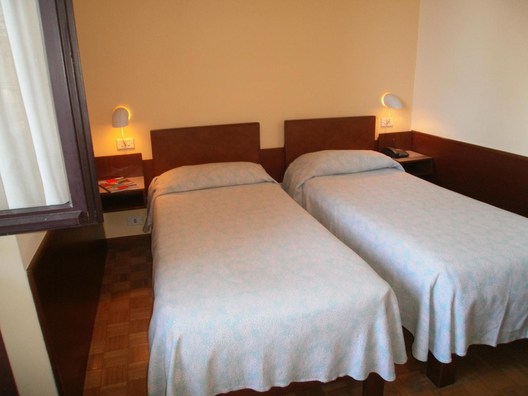 Albergo Villa & Roma Pallazzolo sull'Oglio Room photo